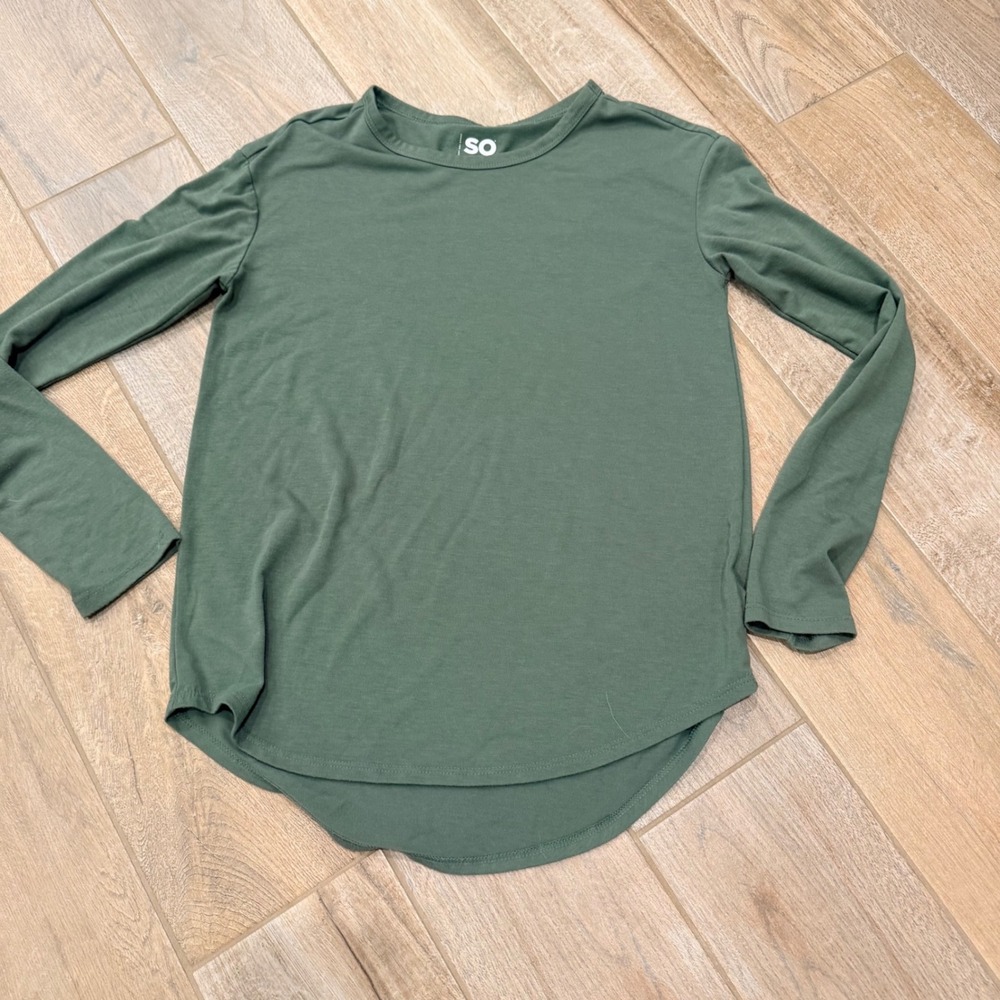 SO Goods For Life Olive Green Long Sleeve Crewneck High Low Hem Top XS